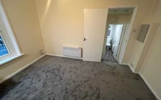 2 bedroom flat in Sandown