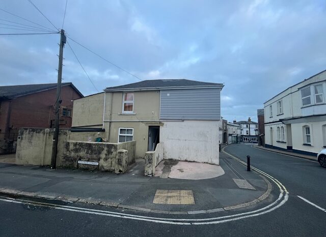 Flat flat to rent in Sandown