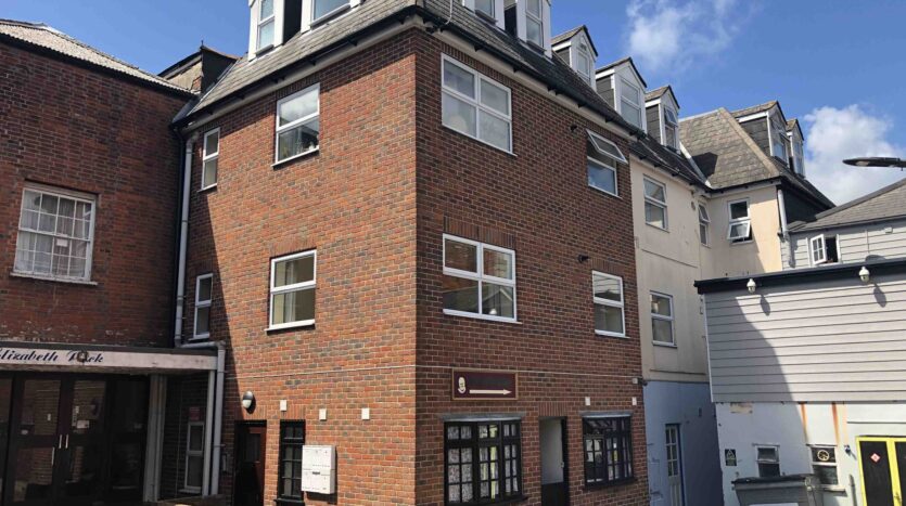 2nd Floor Flat flat to rent in Ryde