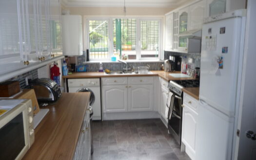 4 bedroom house in Shanklin