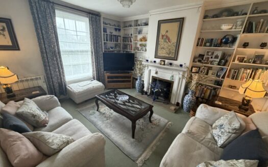 5 bedroom house in Newport