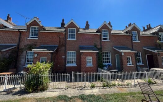 Cottage cottage to rent in Westhill Lane